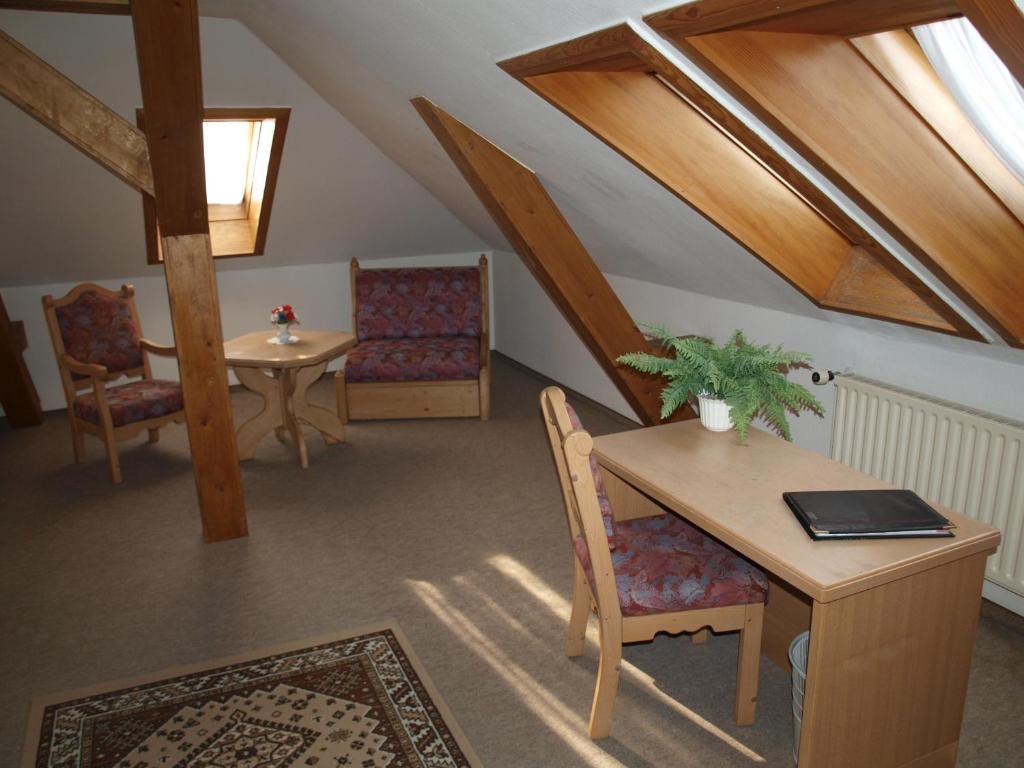 Gasthof zur Schweiz Jena Zimmer foto